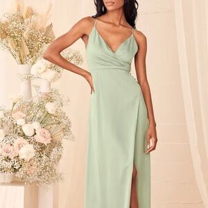 Lulus Elegant Green Sleeveless Dress with Slit